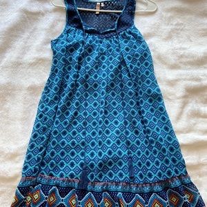 Sleeveless dress